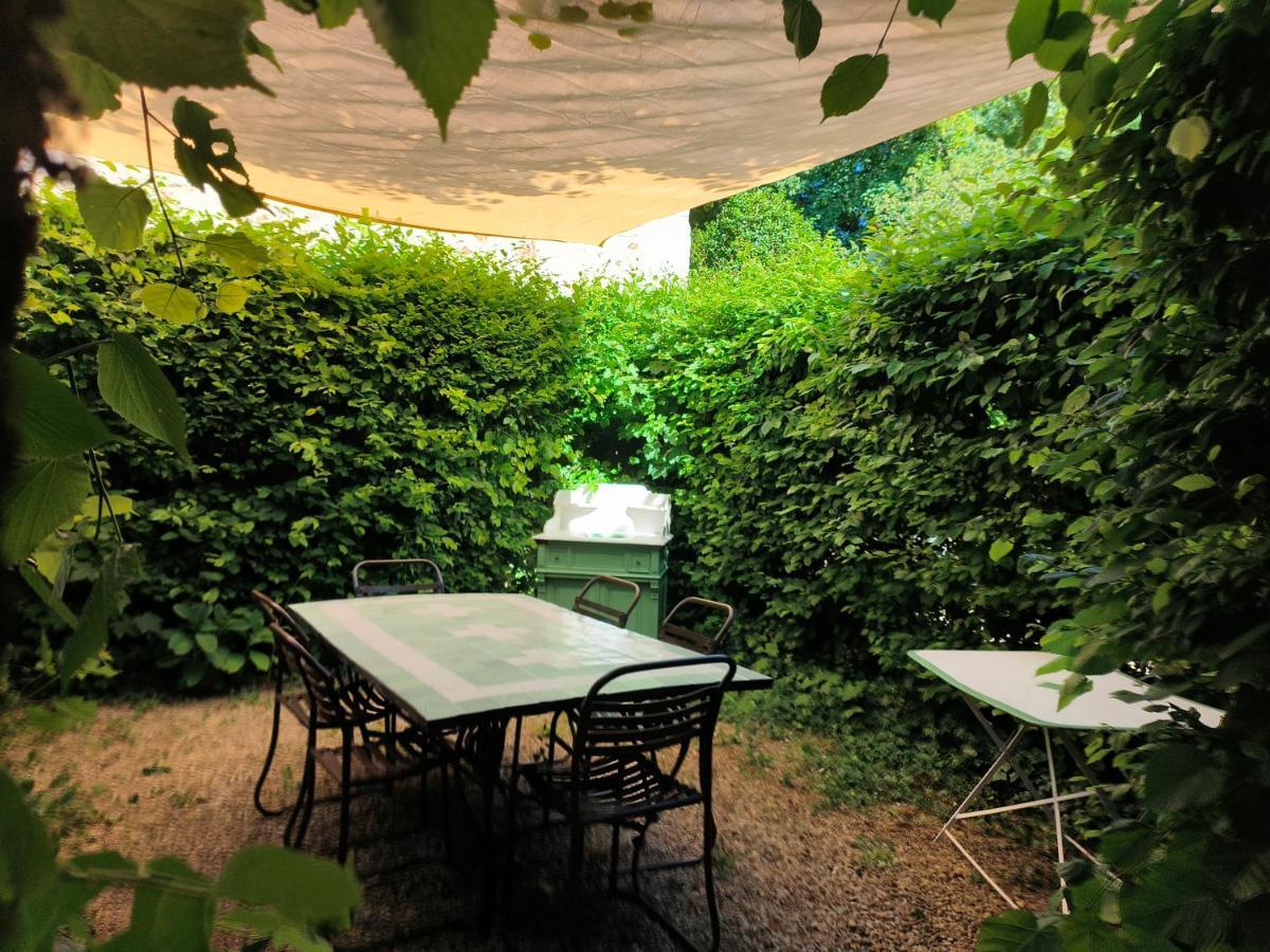 Le Grand Barrois Bed & Breakfast Crecy-la-Chapelle Ngoại thất bức ảnh